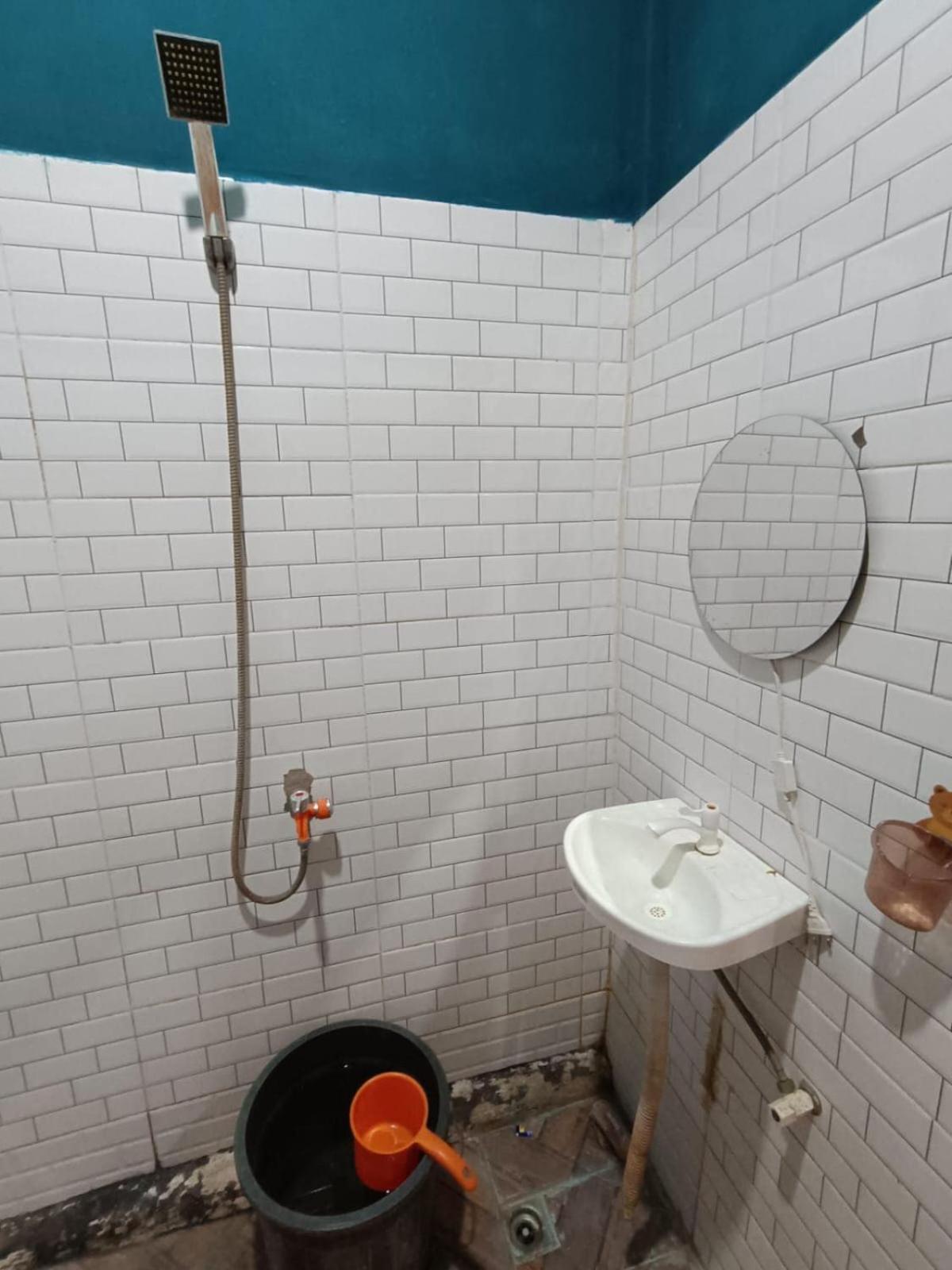 Oyo Life 92977 Neba Kost Aesthetic Peladen Exterior foto