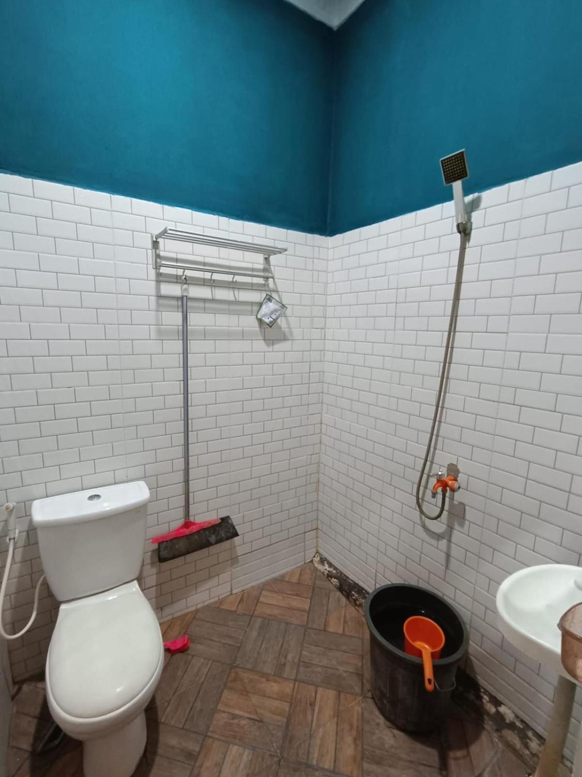 Oyo Life 92977 Neba Kost Aesthetic Peladen Exterior foto